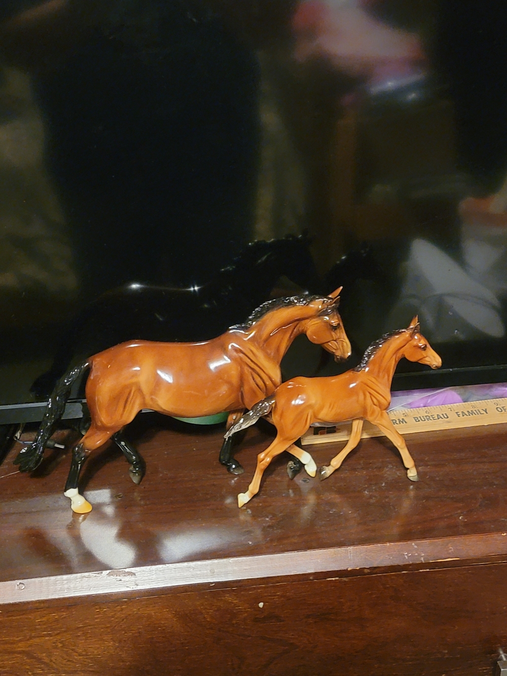 Breyer Glossy Valentine And Heartbreaker